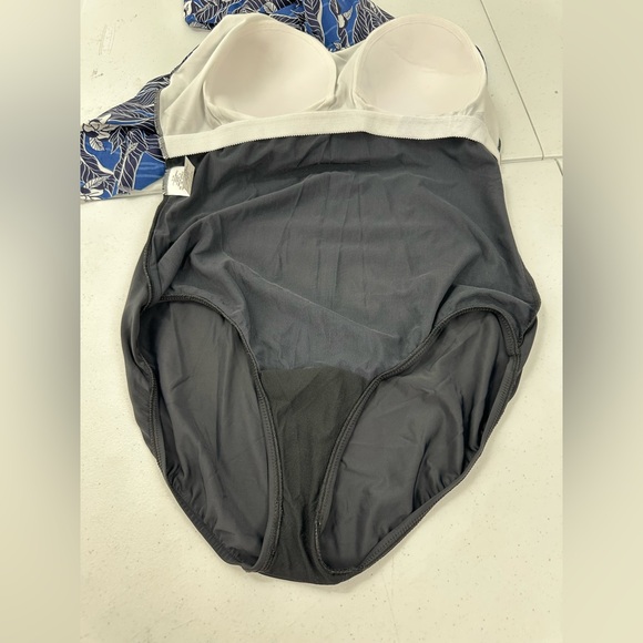 Swim Solutions Blue Floral One Piece Swimsuit Tummy Control Tankini Size 18W - Picture 10 of 13